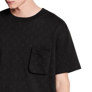Men’s Louis Vuitton Signature 3D Pocket Monogram T-shirt